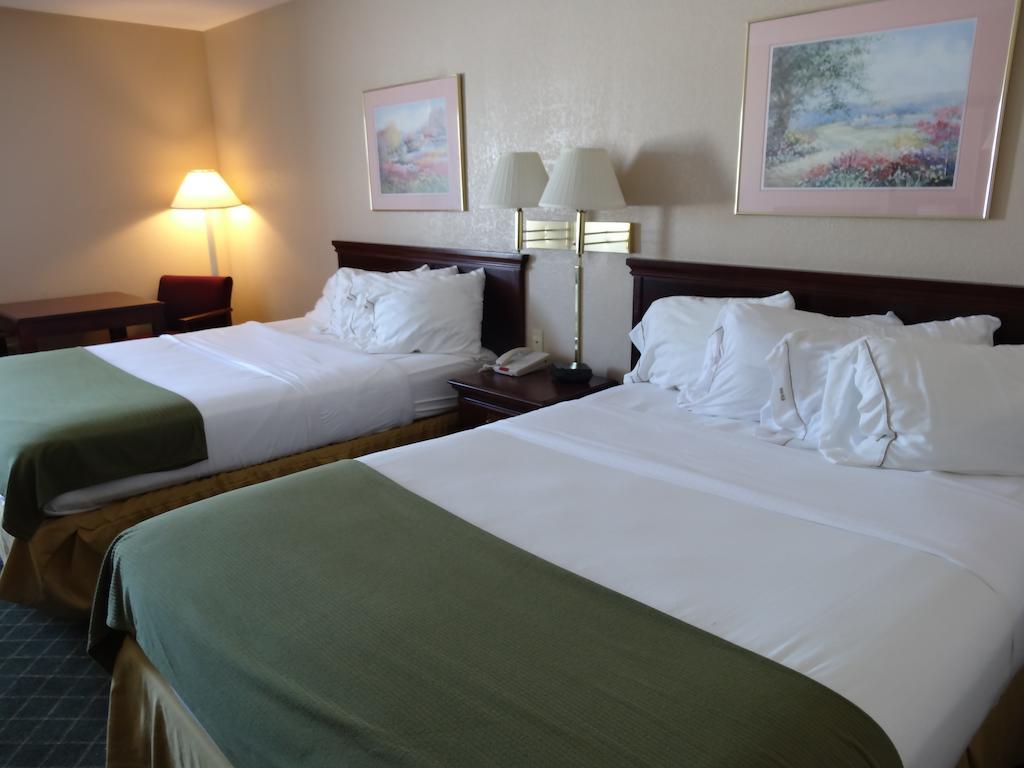 Briarwood Inn - Sparta חדר תמונה