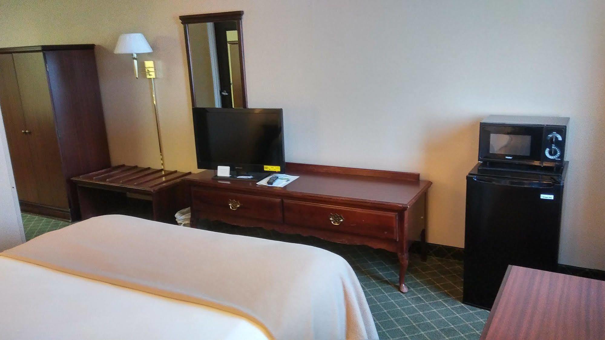 Briarwood Inn - Sparta מראה חיצוני תמונה