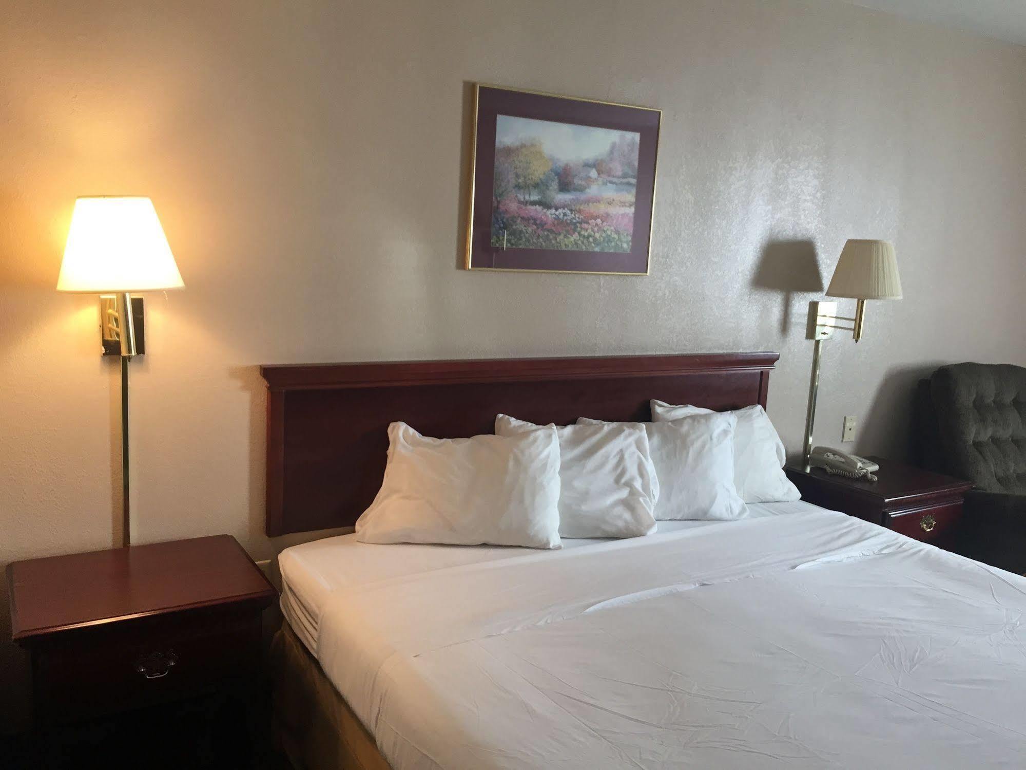 Briarwood Inn - Sparta מראה חיצוני תמונה